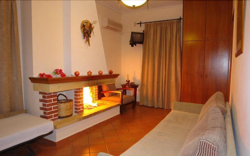 Xenonas Chrisso Hotell Delphi Exteriör bild