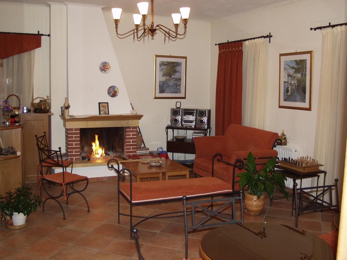 Xenonas Chrisso Hotell Delphi Exteriör bild